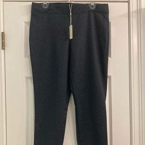 Stretchy ankle pants- Max Studio